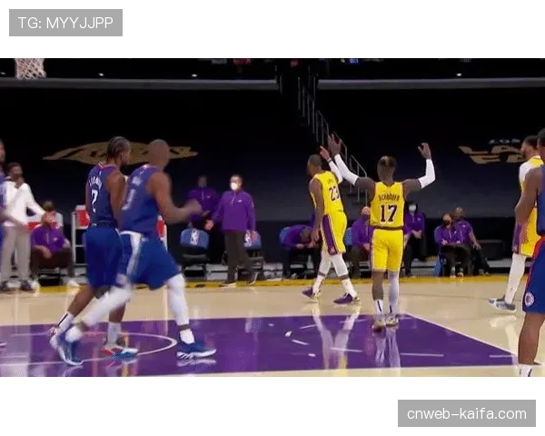 消息：WNBA宣布2026赛季将试行挑战裁判回放的“教练挑战”新规